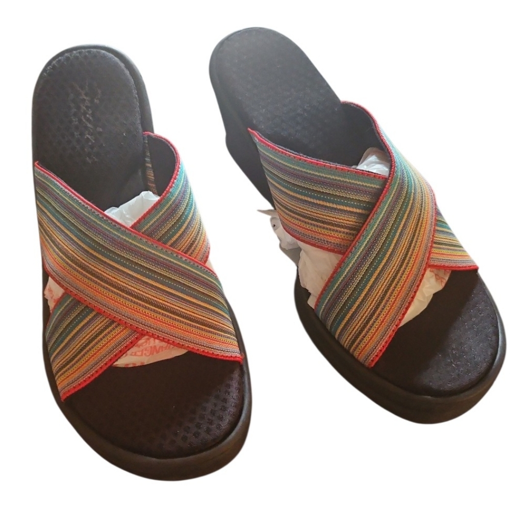 SKECHERS PLATFORM/WEDGES SANDALS GREAT USED CONDITIOM